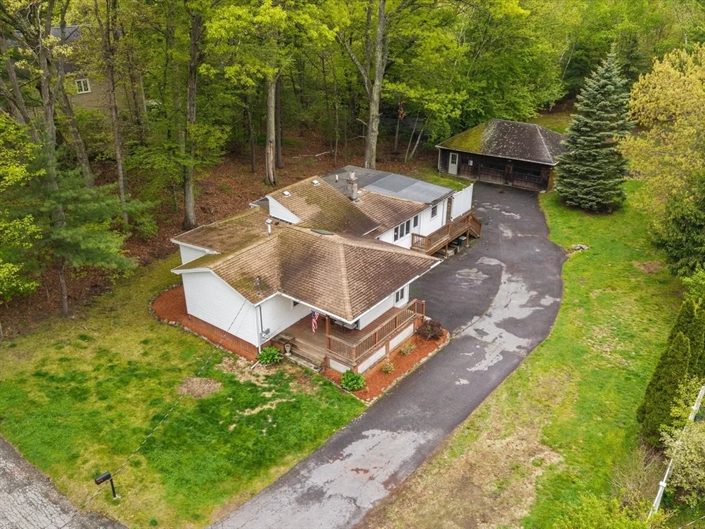 Unit for sale at 19 Cedar Rd, Shrewsbury, MA 01545
