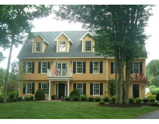 Unit for sale at 4 Birch Tree Dr, Georgetown, MA 01833