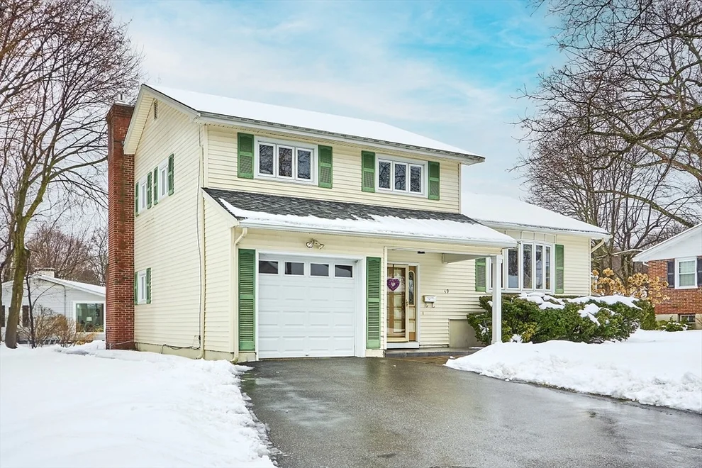 Unit for sale at 49 Trull Ln W, Lowell, MA 01852