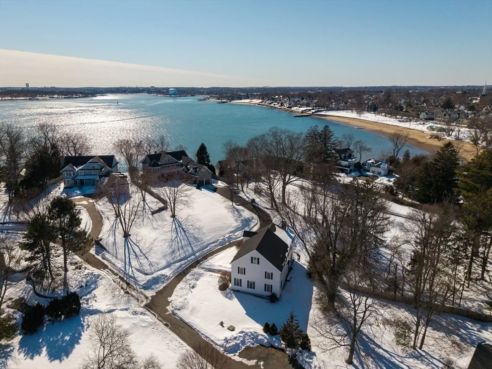 Unit for sale at 3 Elm Top Lane, Beverly, MA 01915