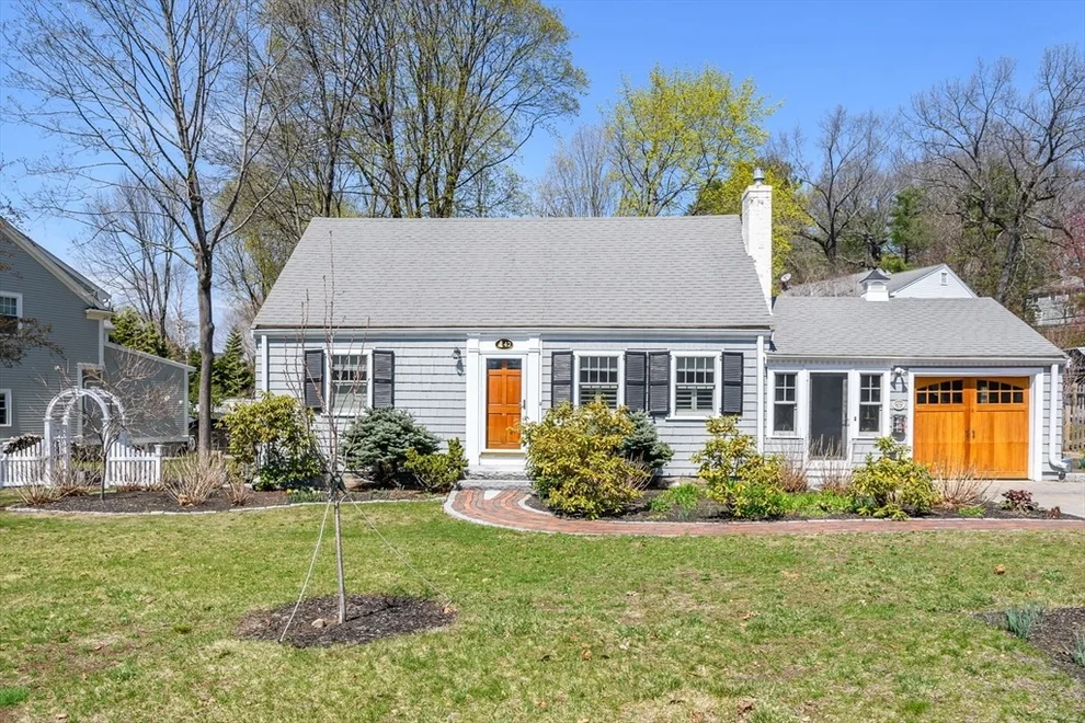 Unit for sale at 42 Jackson Rd, Wellesley, MA 02481