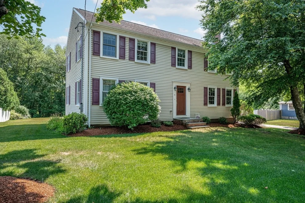 Unit for sale at 6 Peter Road, North Reading, MA 01864