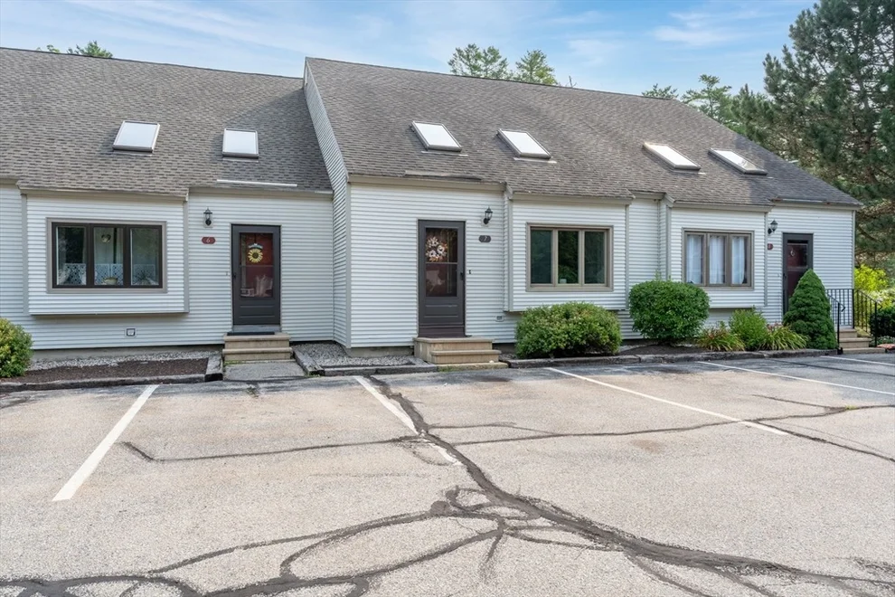 Unit for sale at 202 Route 27, Raymond, NH 03077