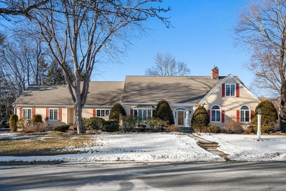 Unit for sale at 8 Waybridge  Lane, Wayland, MA 01778