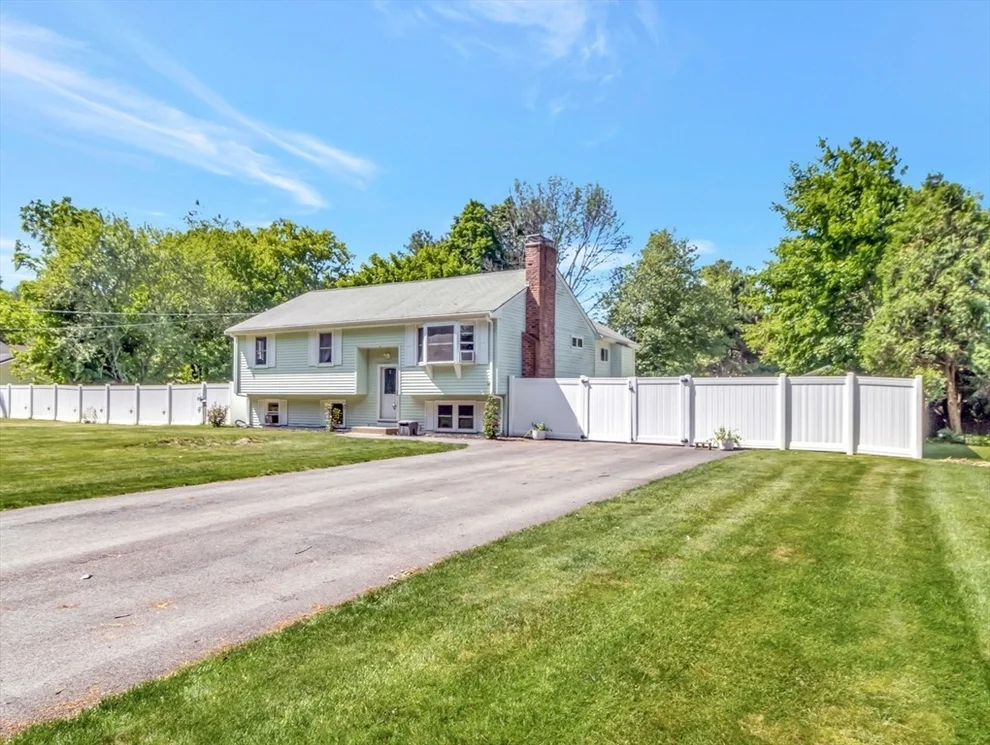 Unit for sale at 12 Toad Island Road, Norton, MA 02766