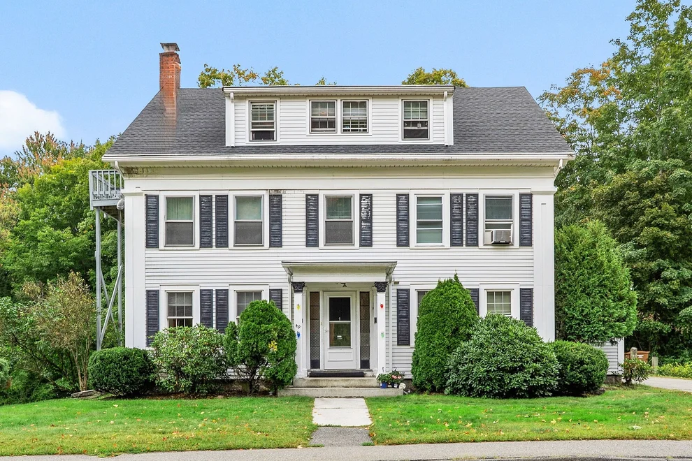 Unit for sale at 49 South St, Northborough, MA 01532