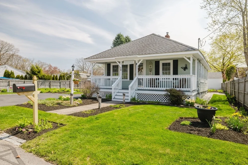 Unit for sale at 13 Greenfield Street, Seekonk, MA 02771