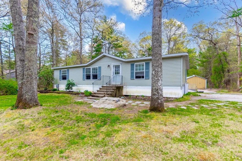 Unit for sale at 248 Mattapoisett Rd, Acushnet, MA 02743