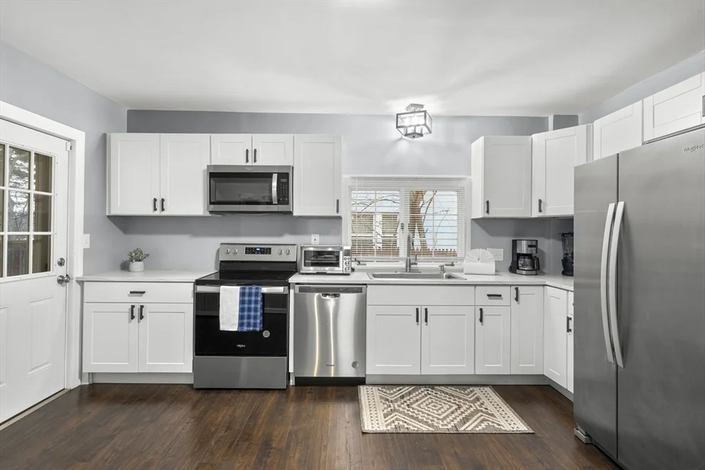Unit for sale at 54 Ionia Street, Springfield, MA 01109