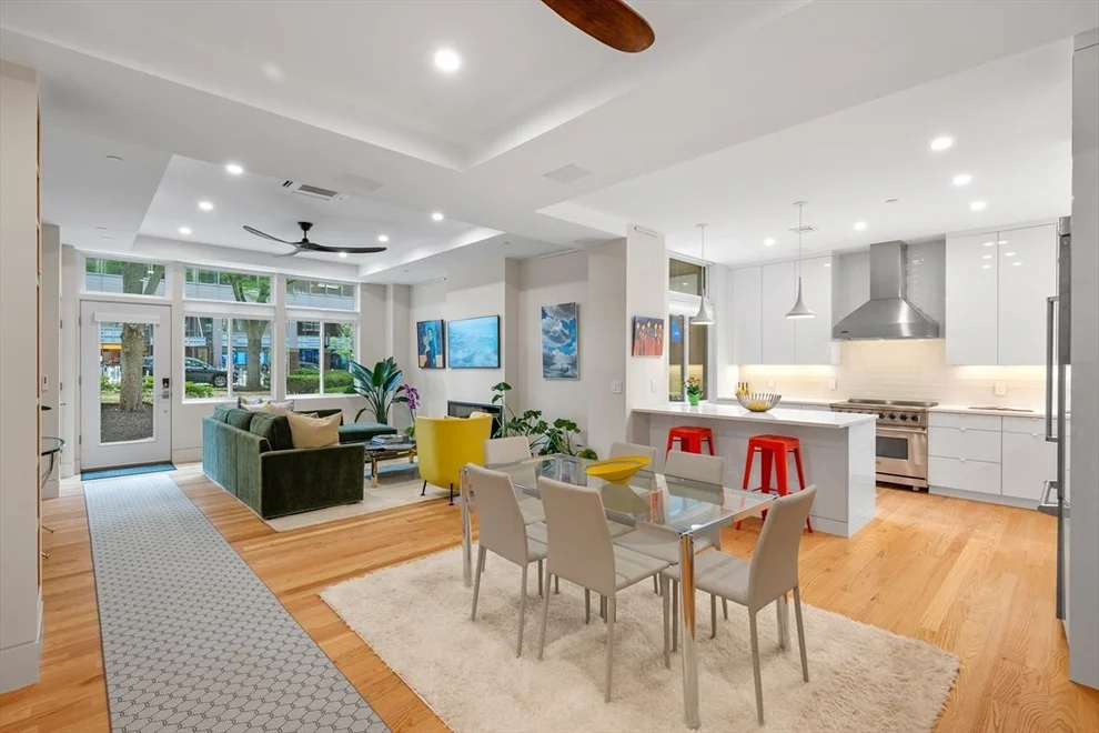 Unit for sale at 950 Massachusetts Avenue, Cambridge, MA 02139