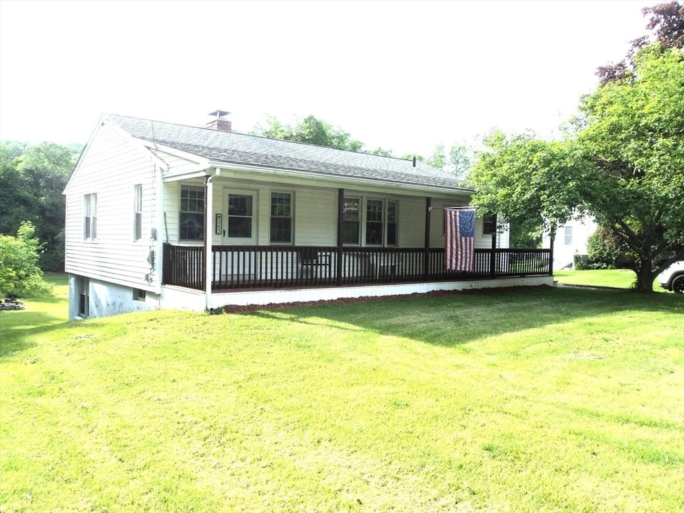 Unit for sale at 585 Charlton St, Southbridge, MA 01550
