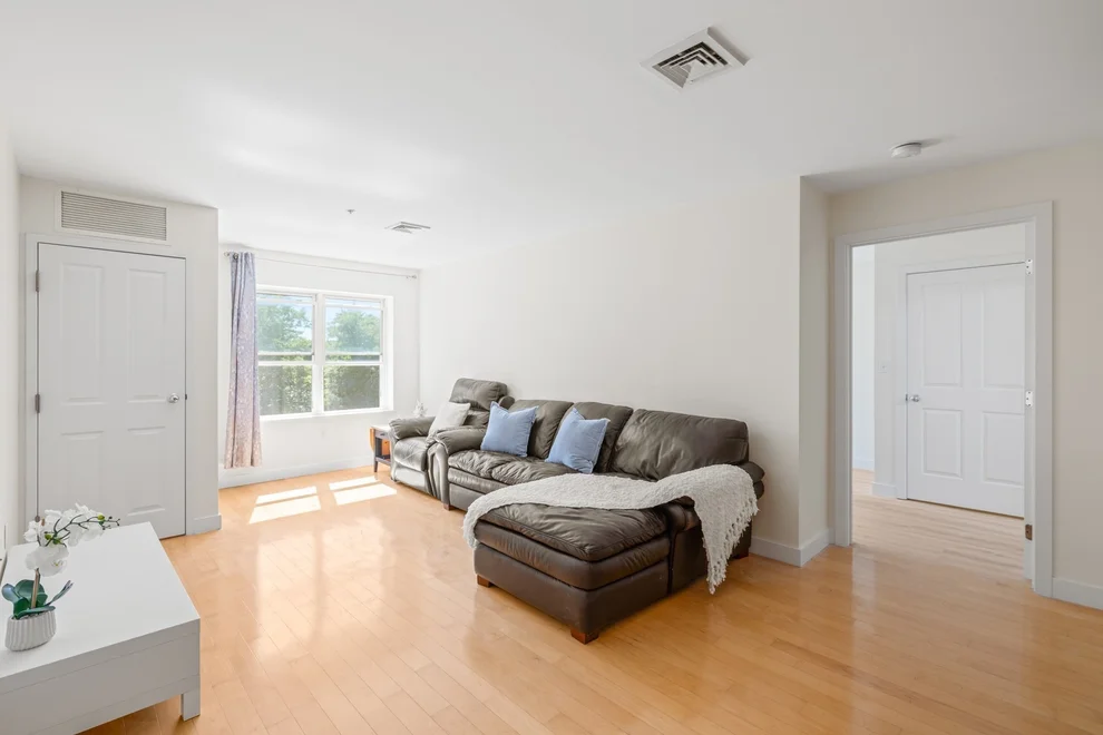 Unit for sale at 30 Franklin St, Malden, MA 02148