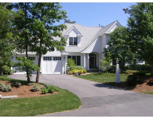 Unit for sale at 38 Chipping Hill, Plymouth, MA 02360