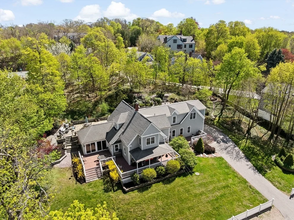Unit for sale at 678 Jerusalem Rd, Cohasset, MA 02025