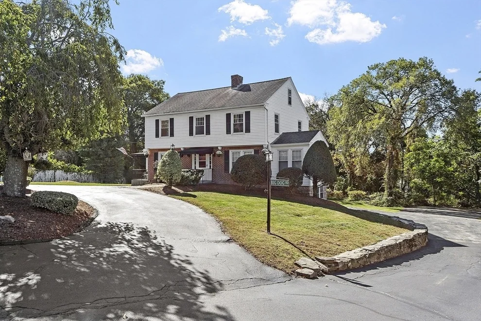 Unit for sale at 256 Massasoit Rd, Worcester, MA 01604