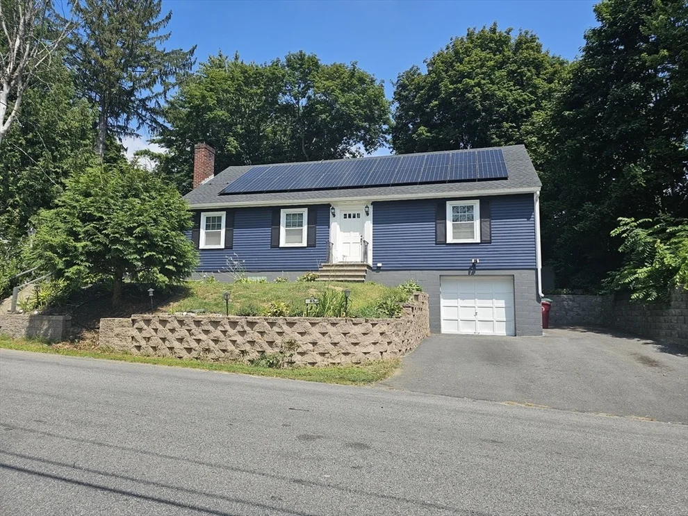 Unit for sale at 85 Lexington Ave, Lowell, MA 01854