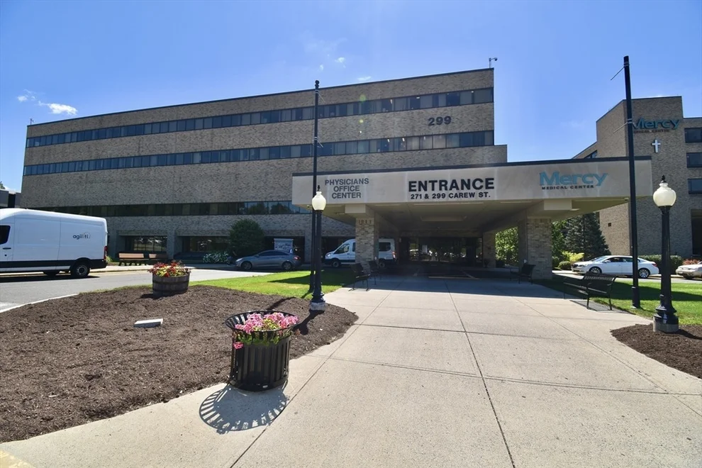 Unit for sale at 299 Carew St, Springfield, MA 01104