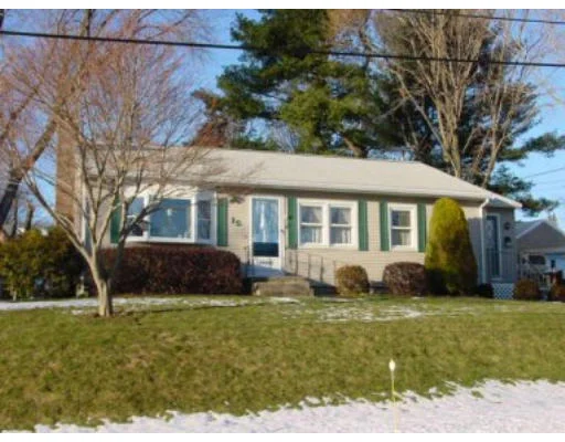 Unit for sale at 15 Antrim Rd, Framingham, MA 01701