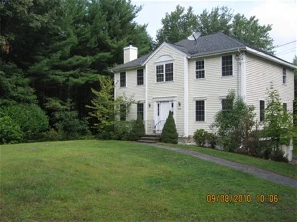 Unit for sale at 2060 Turnpike St, North Andover, MA 01845