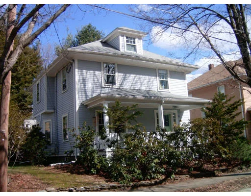 Unit for sale at 10 Cutter St, Belmont, MA 02478