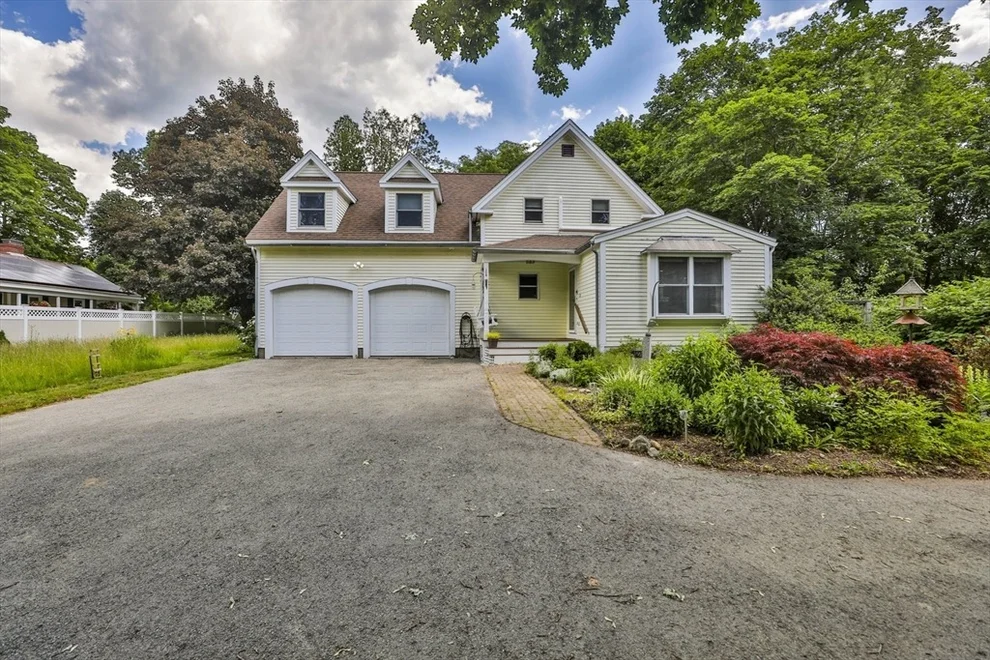 Unit for sale at 5 Kent Way, Newbury, MA 01922