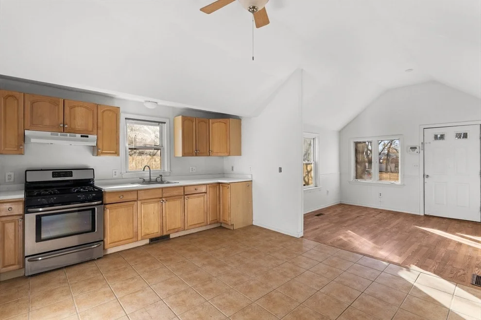 Unit for sale at 29 Warren Ave, Mansfield, MA 02048