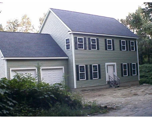 Unit for sale at 3a Oxford St. South, Auburn, MA 01501