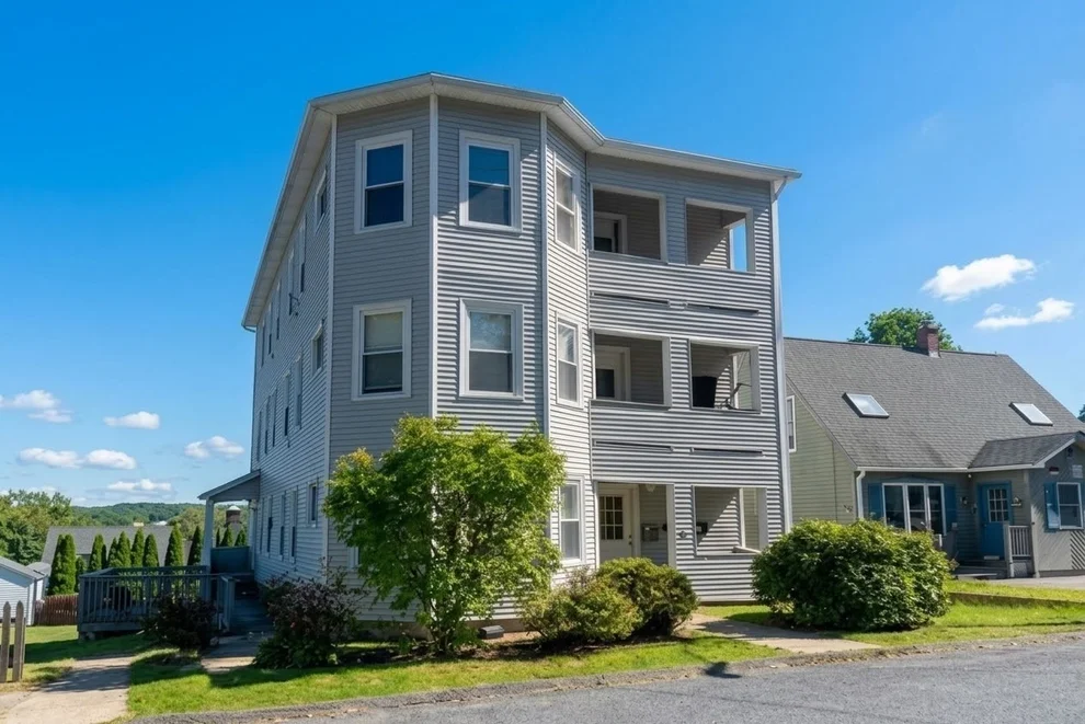 15 Carlstad Street