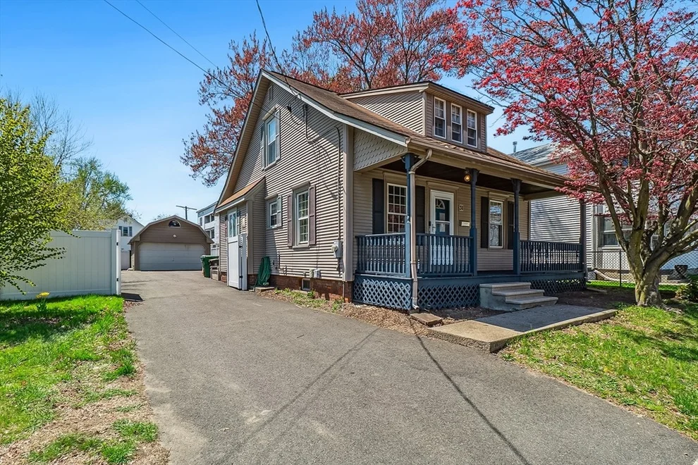 Unit for sale at 31 Ferry St, Chicopee, MA 01013