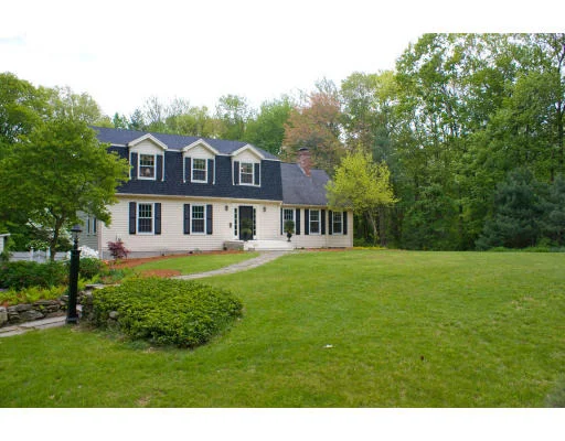 Unit for sale at 14 Simon Atherton Row, Harvard, MA 01451