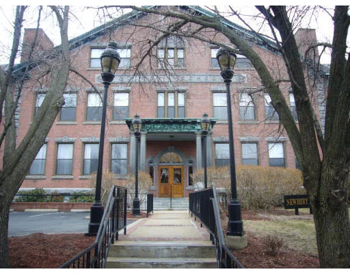 Unit for sale at 94 Newbury Ave, Quincy, MA 02171