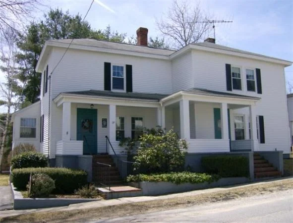 Unit for sale at 25 East St, Winchendon, MA 01475