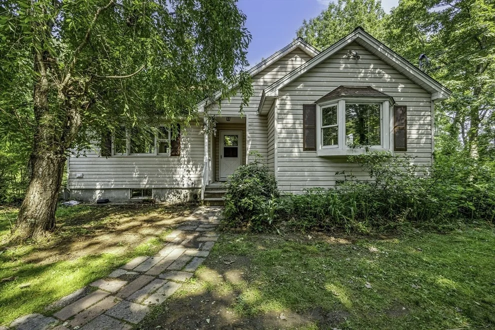 Unit for sale at 800 Town Farm Rd, Warren, MA 01083