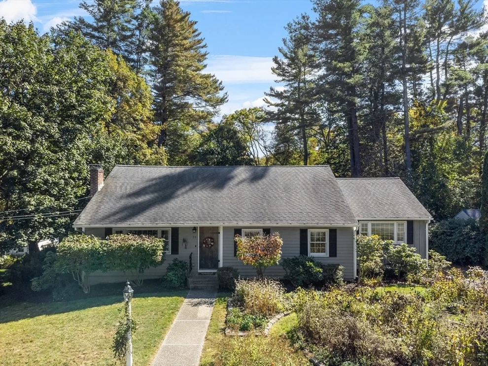 Unit for sale at 31 Mohawk Dr, Acton, MA 01720