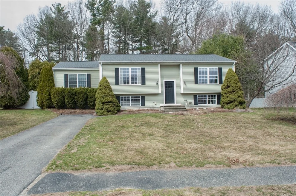 Unit for sale at 377 Rumonoski Dr, Northbridge, MA 01534