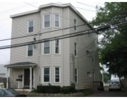 Unit for sale at 85 Lynnfield St, Lynn, MA 01904