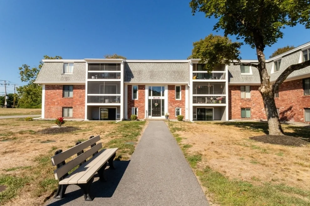 Unit for sale at 15 Foundry, Easton, MA 02375
