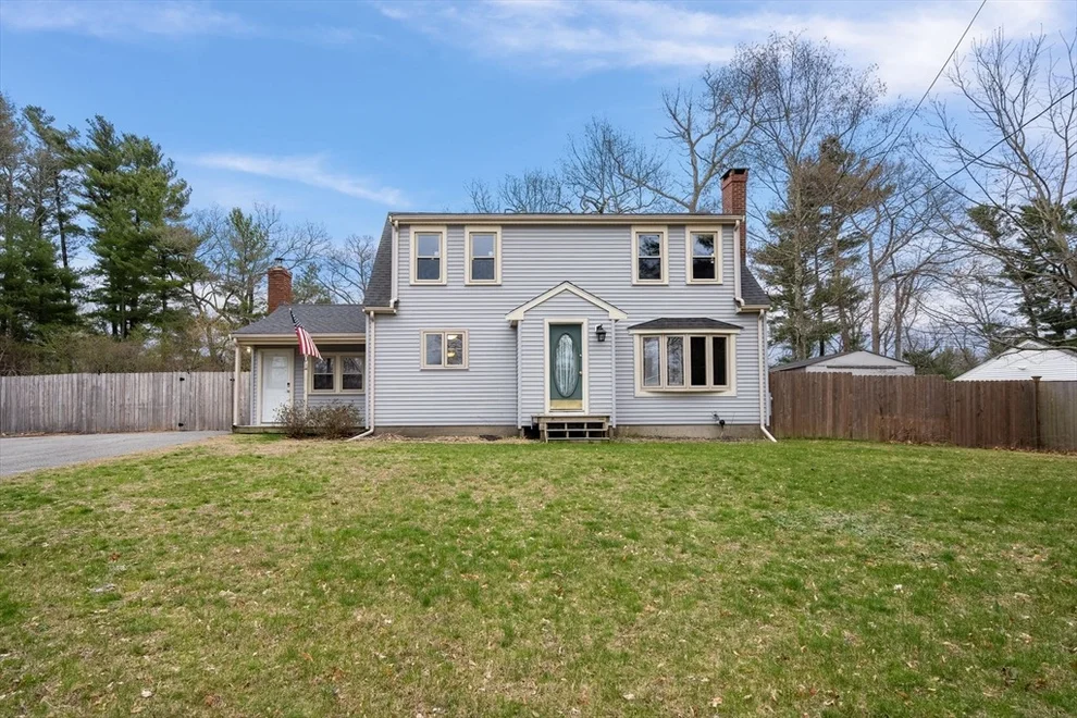 Unit for sale at 90 West St, Pembroke, MA 02359