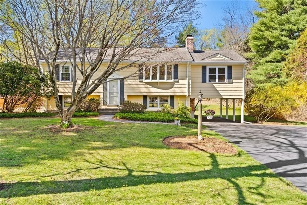 Unit for sale at 80 North  Washington St, Norton, MA 02766