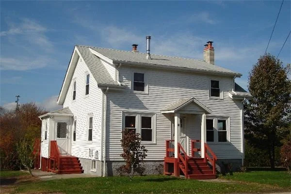 Unit for sale at 11 Birchswamp Rd, Warren, RI 02885