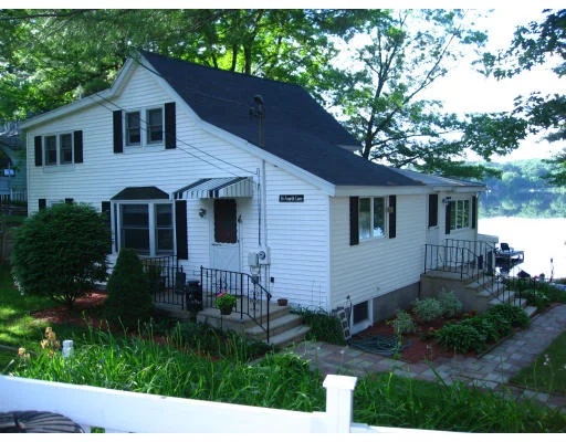 Unit for sale at 26 Fourth Lane, Chelmsford, MA 01824