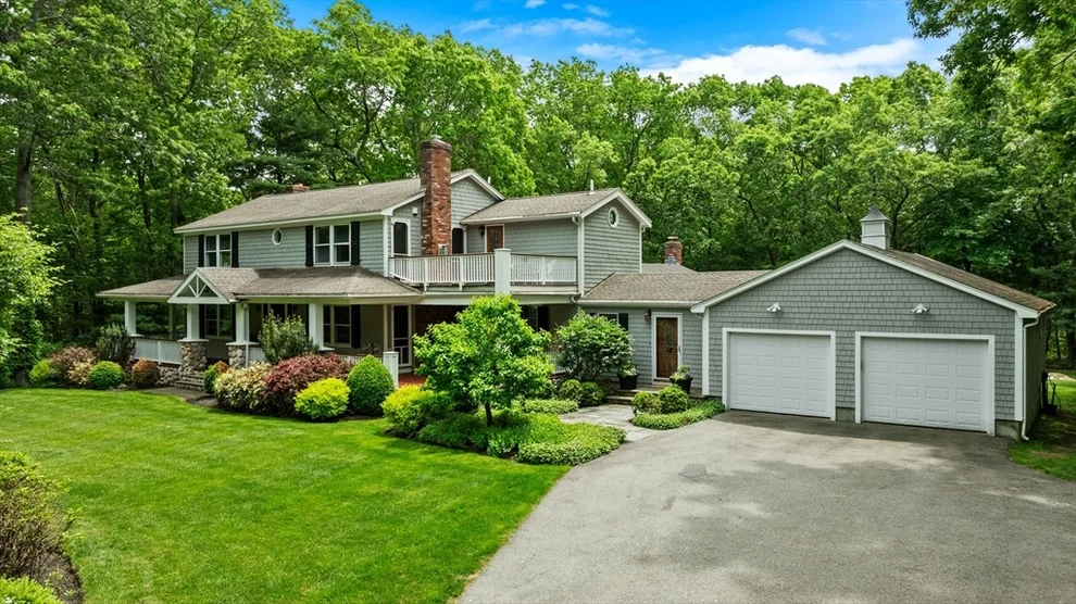 Unit for sale at 6 Brooks Hill Road, Lincoln, MA 01773
