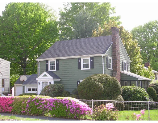 Unit for sale at 1 Norval Ave, Stoneham, MA 02180