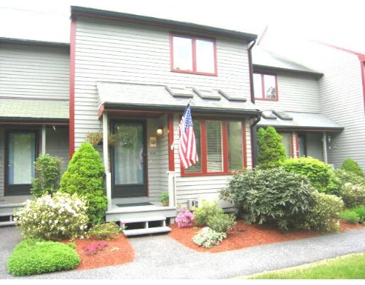 Unit for sale at 606 Maple Brook Rd, Bellingham, MA 02019
