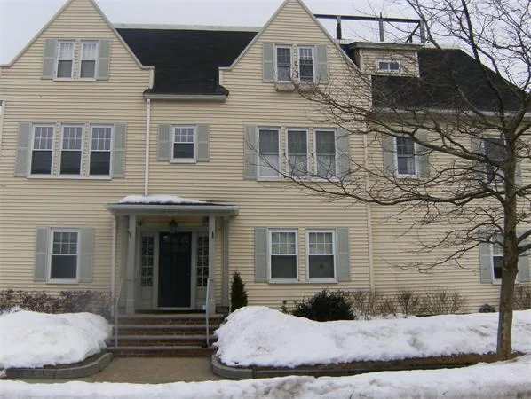Unit for sale at 60 Breed St, Lynn, MA 01902