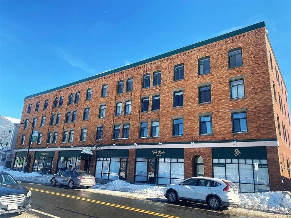 Unit for sale at 315 Rantoul, Beverly, MA 01915