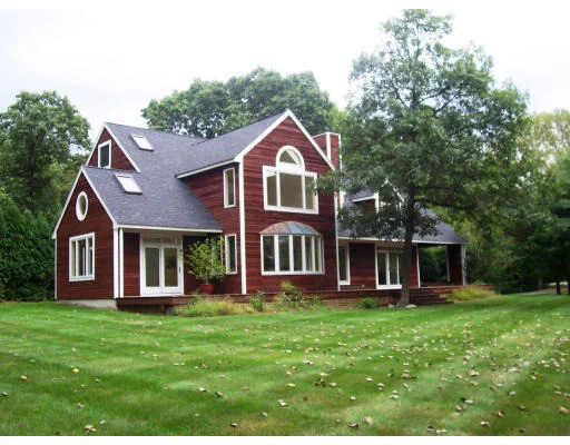 Unit for sale at 11 Clover Terrace, Natick, MA 01760