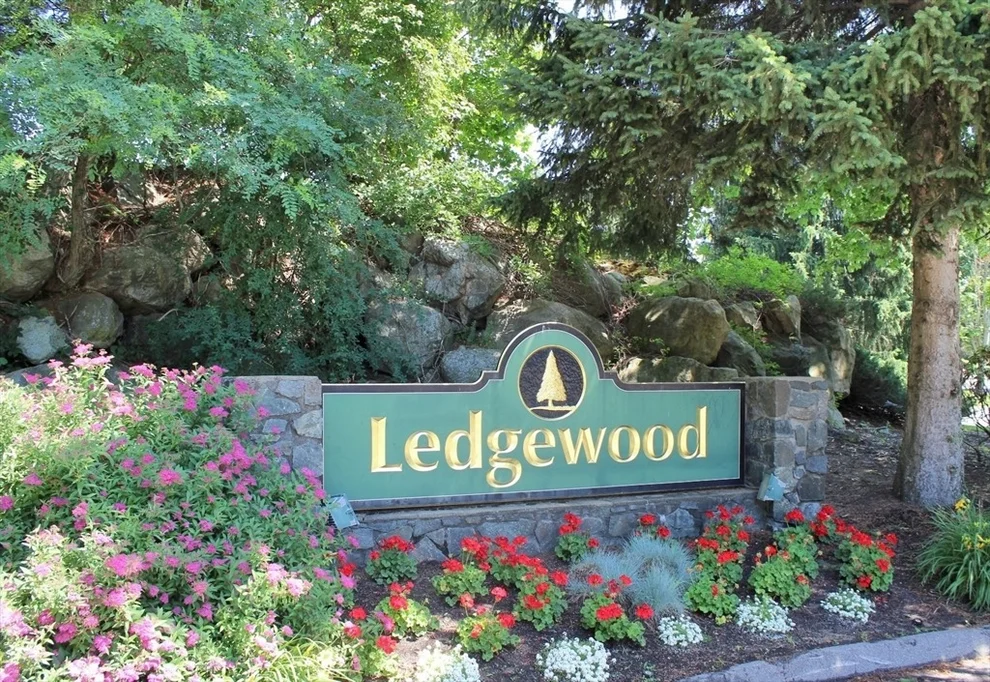 Unit for sale at 8 Ledgewood Way, Peabody, MA 01960