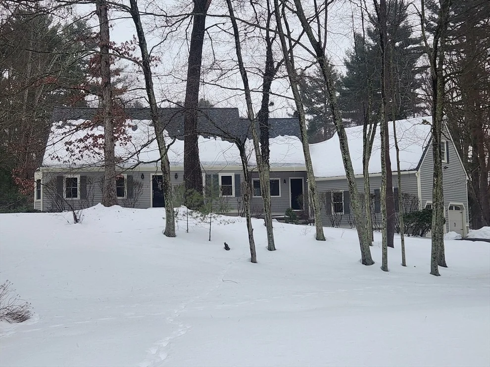 Unit for sale at 2 Towne Lyne Rd, Sherborn, MA 01770