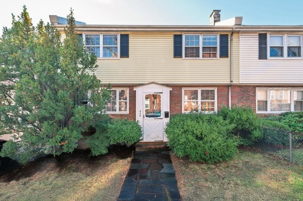 Unit for sale at 449 E 5th St, Boston, MA 02127